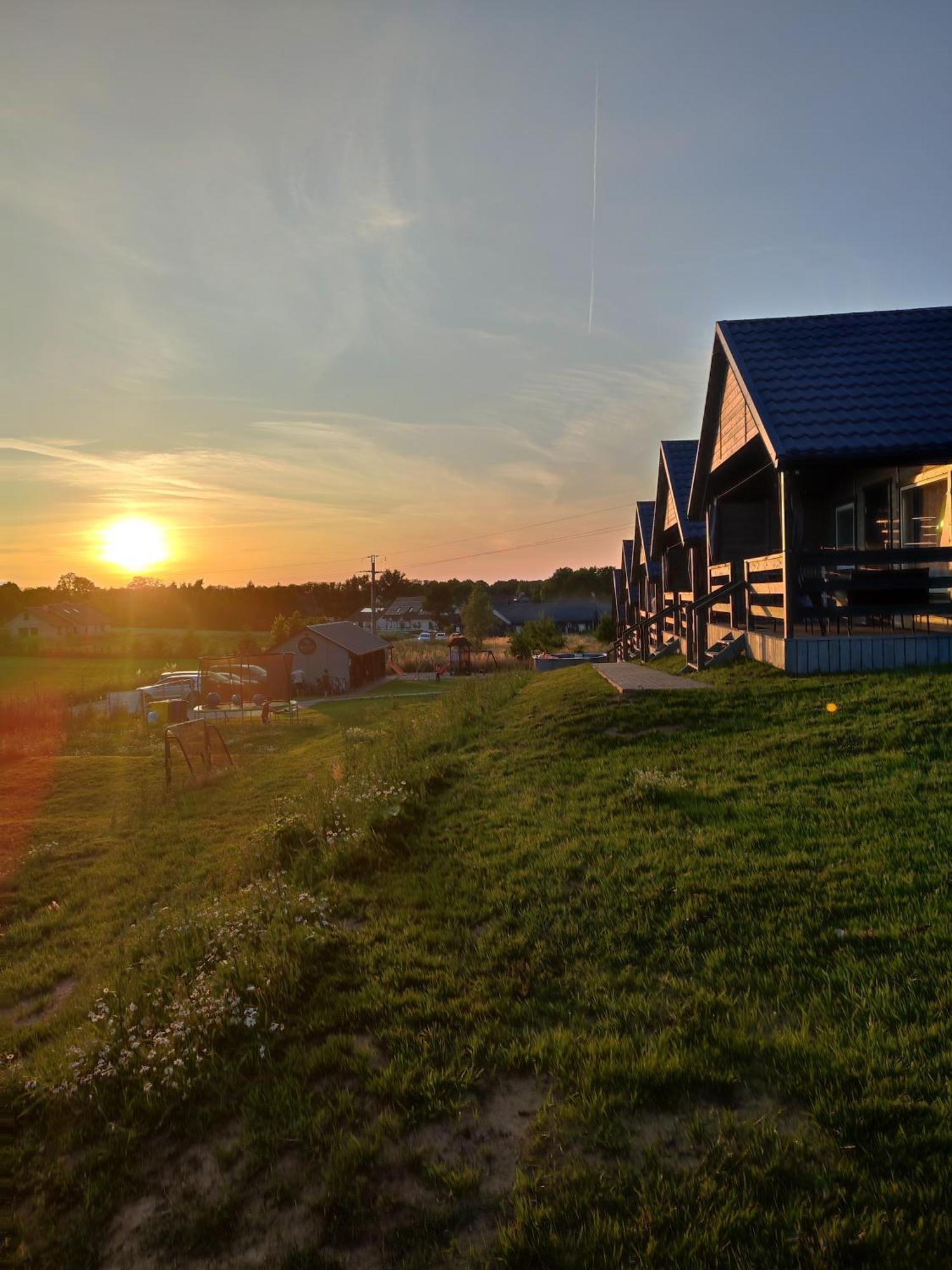 Widoki Rusinowo Domki Letniskowe Buitenkant foto